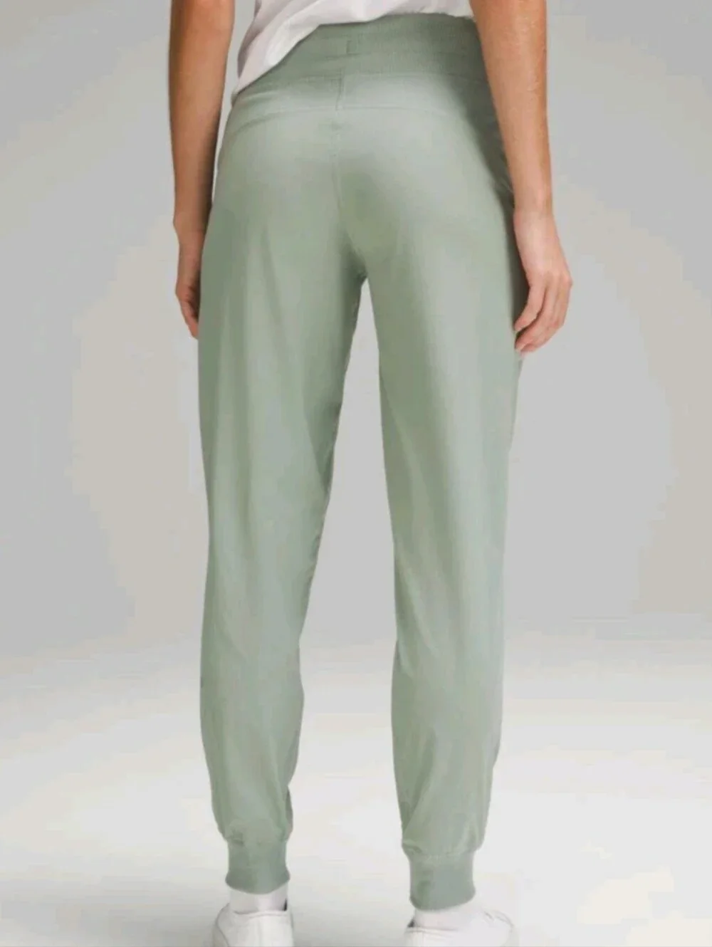 LULULEMON Dance Studio Mid-Rise Jogger Light Green Women's Size 10 - Picture 2 of 11